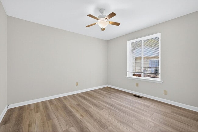 Building Photo - 5367 Wayne St