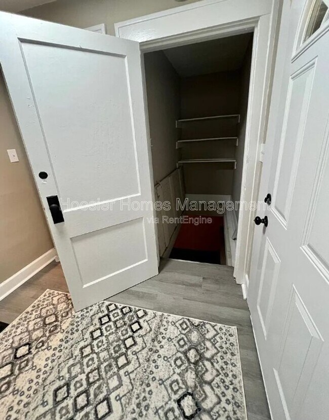 Building Photo - 5128 Primrose Ave