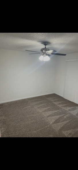 Building Photo - 3730 Thistlemont Dr