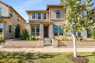 Building Photo - 6814 E Riverside Dr