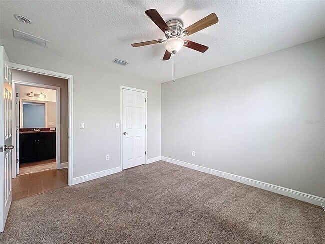 Building Photo - 1606 Feather Grass Loop