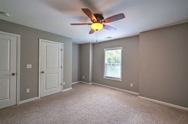 Building Photo - 256 Barbours Lane