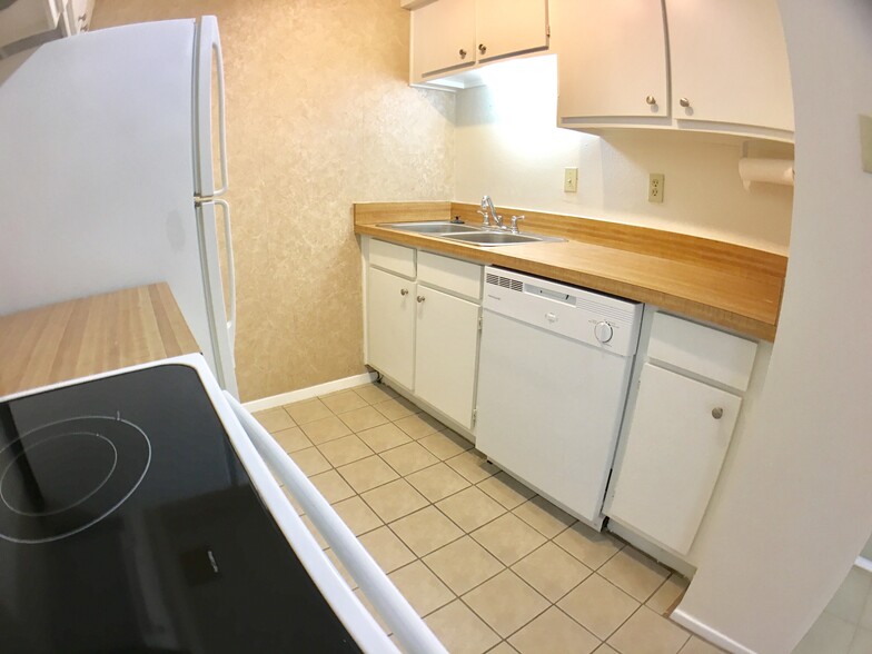 Building Photo - 5550 N. Braeswood Blvd