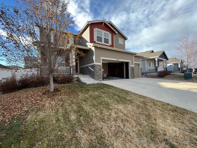 Building Photo - Beautiful Home in Windsor