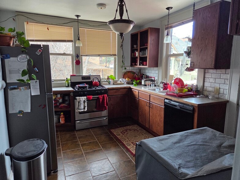 Building Photo - 102 N Alabama St