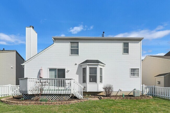 Building Photo - 3 Bedroom Home For Rent