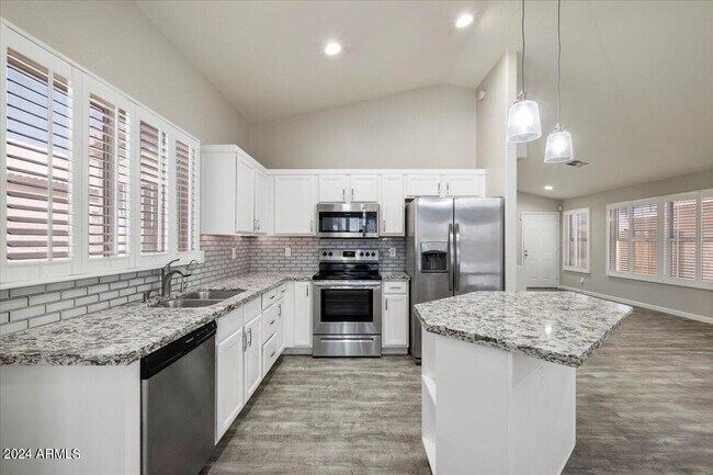 Building Photo - 4623 E Desert Wind Dr.