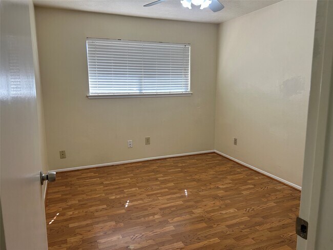 Building Photo - 2511 Williams Grant