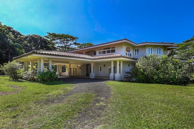 Building Photo - 4570A Wailapa Rd