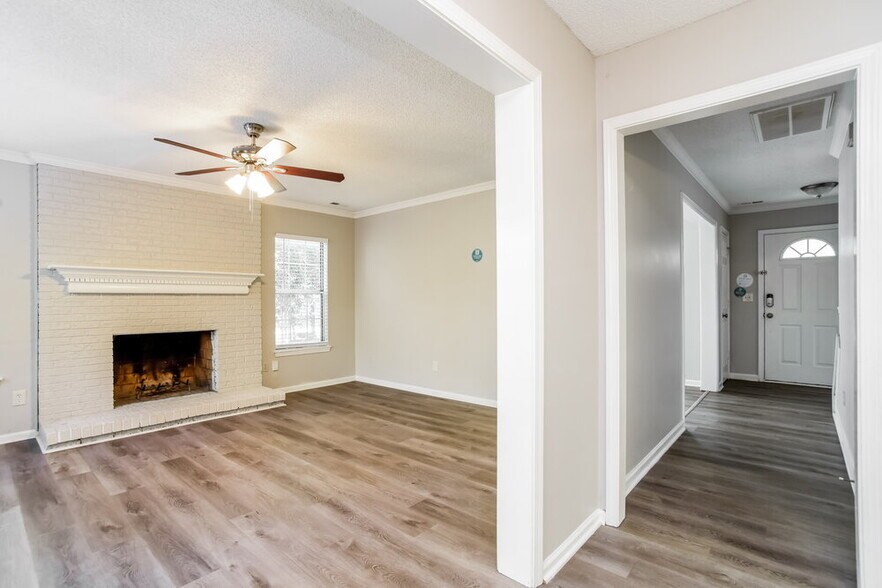 Building Photo - 12824 Diamond Dr
