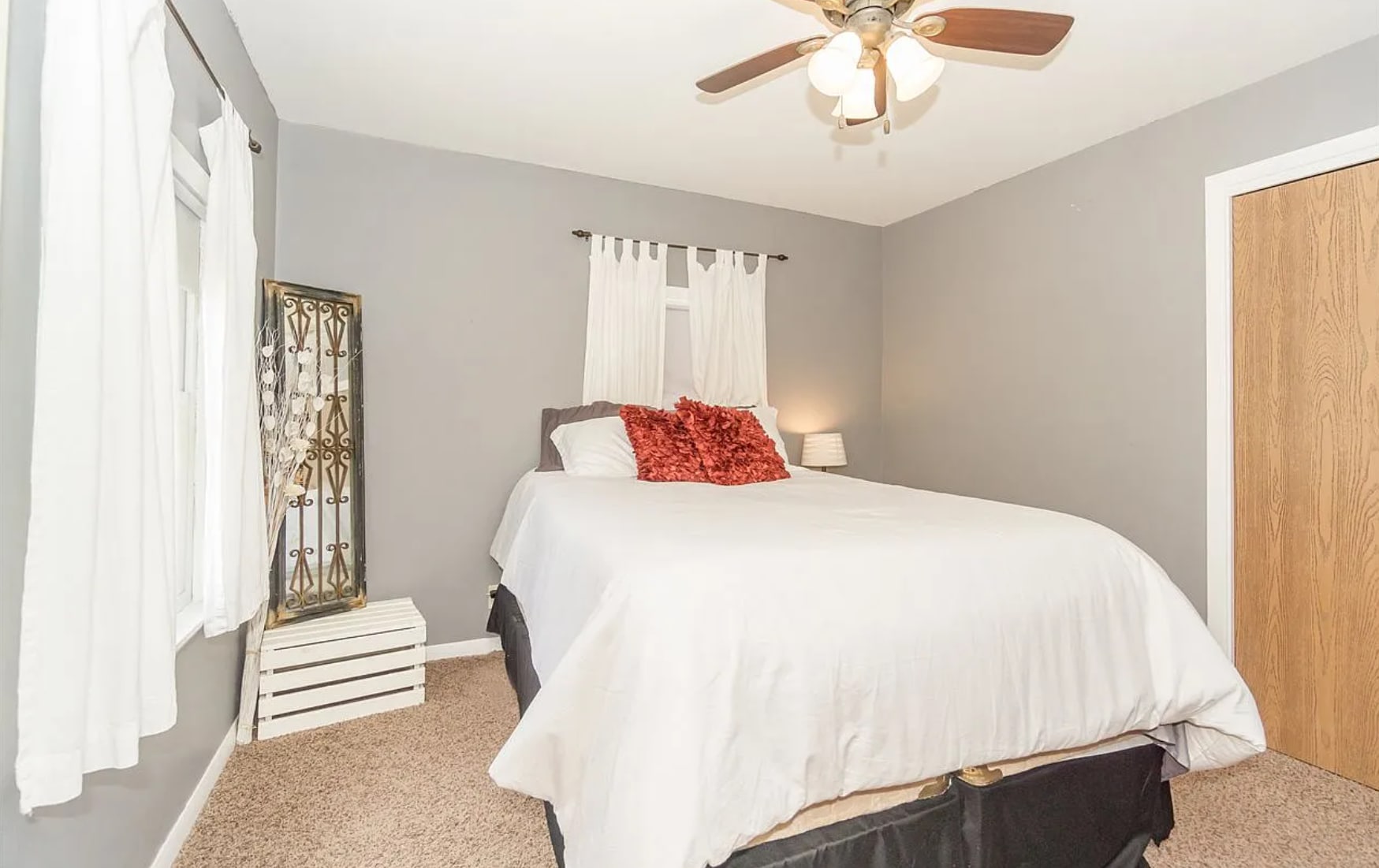 Bed 2 - 108 5th St NE