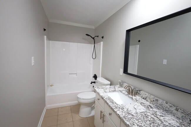 Building Photo - 4116 Lantern Ln