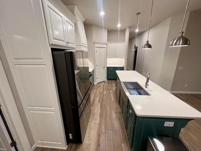 Building Photo - 4116 Palmetto Trail