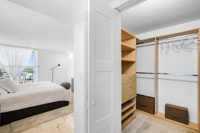 Building Photo - 2401 Collins Ave