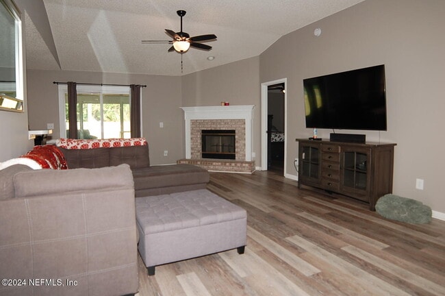 Building Photo - 3256 Fox Squirrel Dr