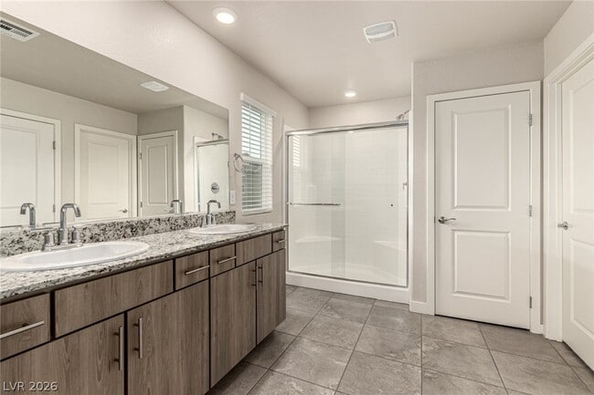 Building Photo - 3819 Corellia Ave