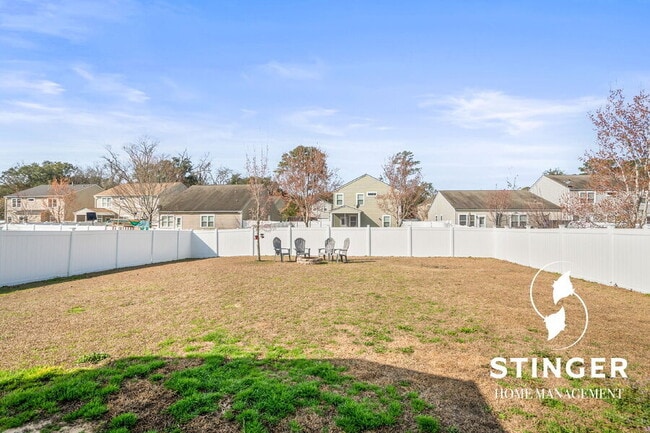 Building Photo - 12 Tugaloo Dr