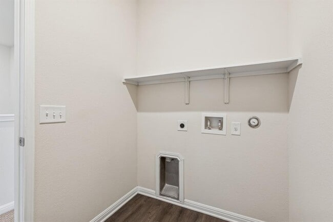 Building Photo - 6013 Steep Cactus Trail