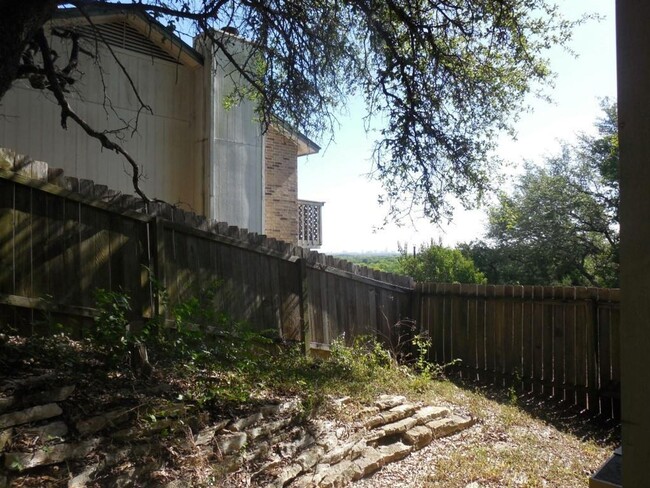 Building Photo - AUS8108 Dunn