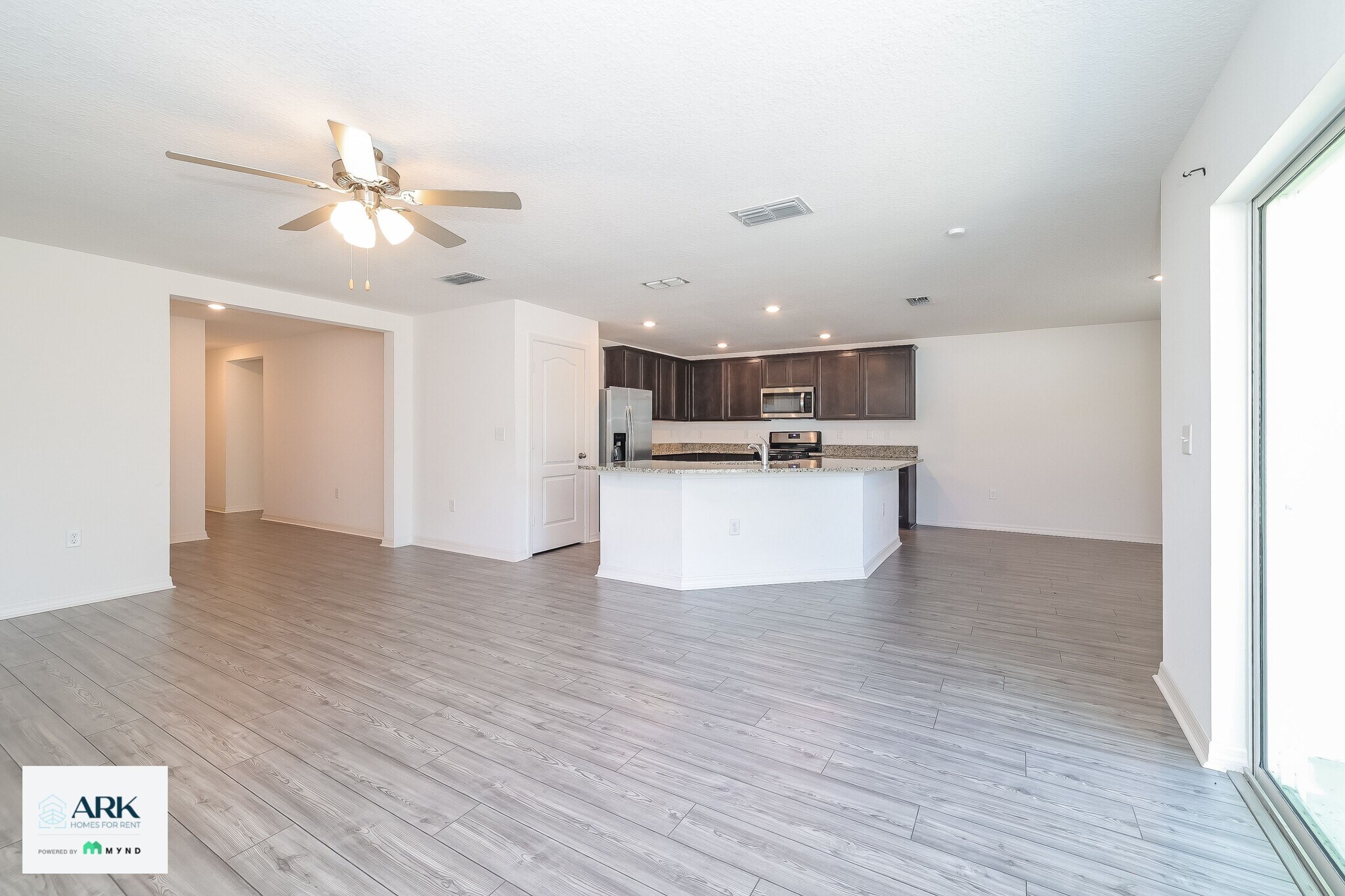 Building Photo - 324 Kensington View Dr