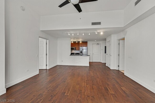 Building Photo - 200 W Sahara Ave