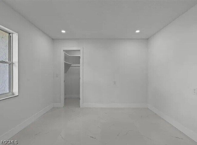 Building Photo - 3322 Savage Rd