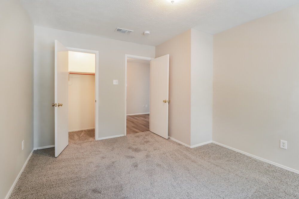 Building Photo - 6511 McCharen Ct