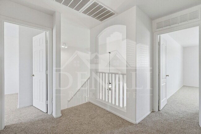 Building Photo - 8510 W Luken Way