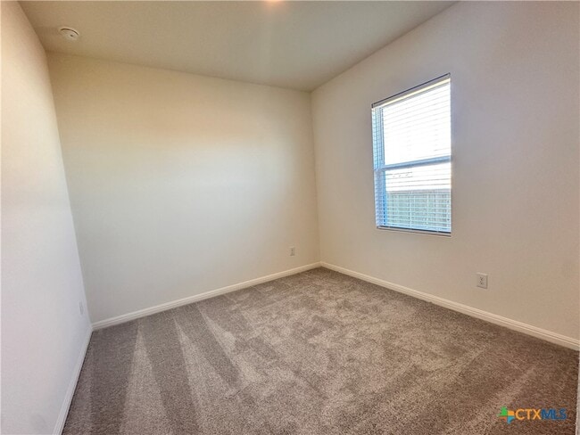 Building Photo - 124 Parrigin Cv