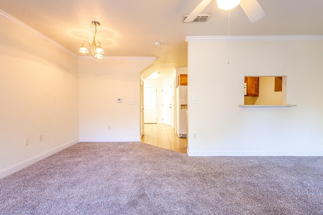 Building Photo - 505 Wingspan Way