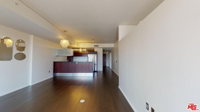 Building Photo - 1155 S Grand Ave