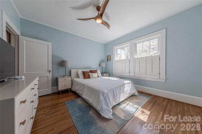 Building Photo - 2101 Dartmouth Pl