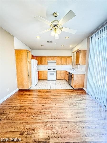 Building Photo - 3322 Lark Bunting St