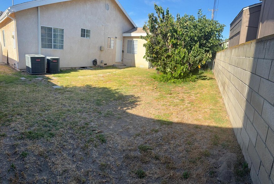 Backyard - 11456 Mclaren St