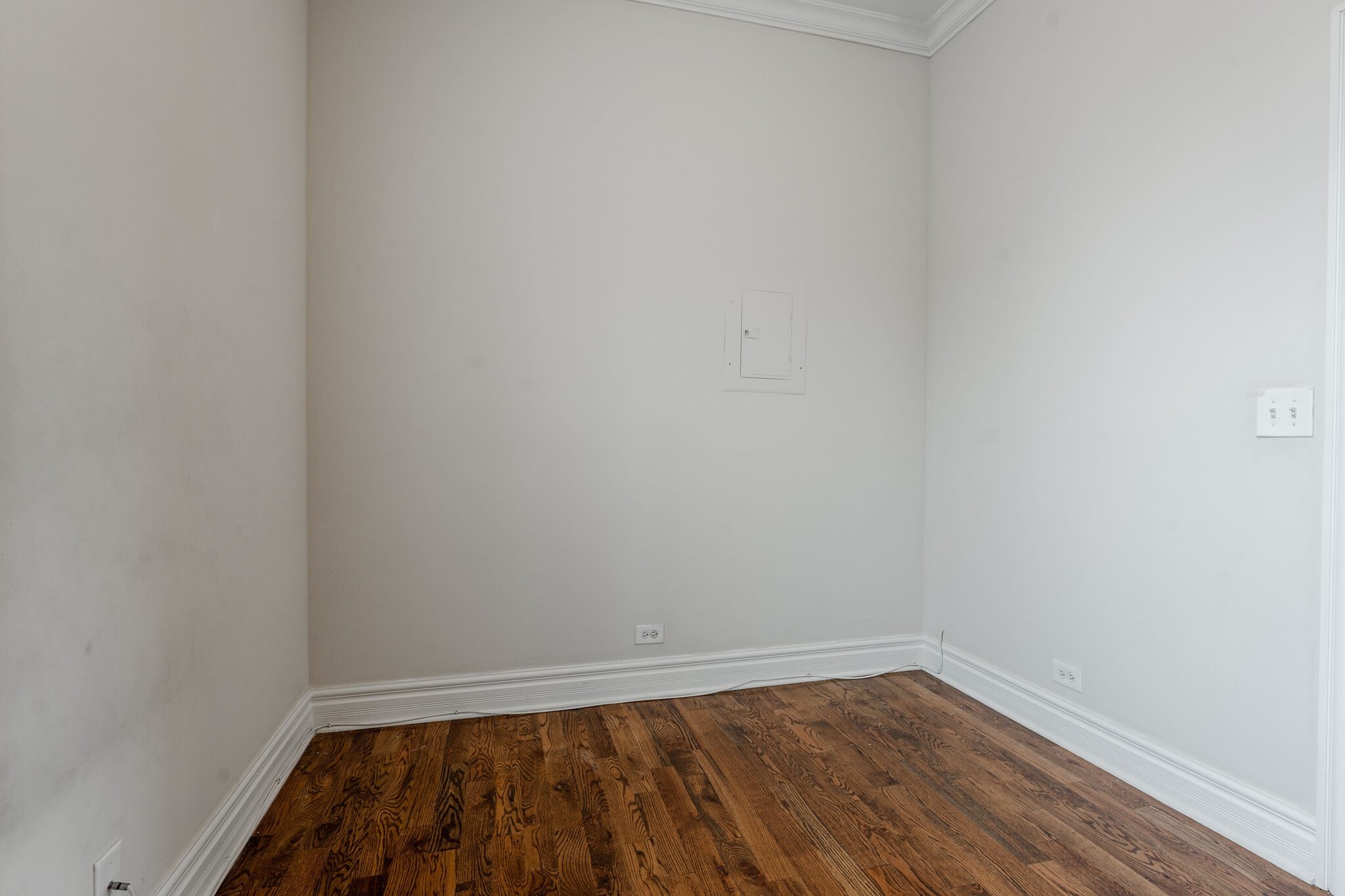 Building Photo - 2609 W Thomas St