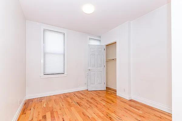 Building Photo - 294 Harman St