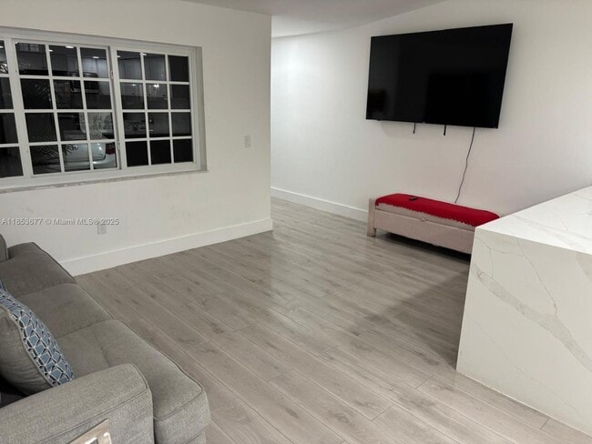 Building Photo - 6886 NW 166th Terrace