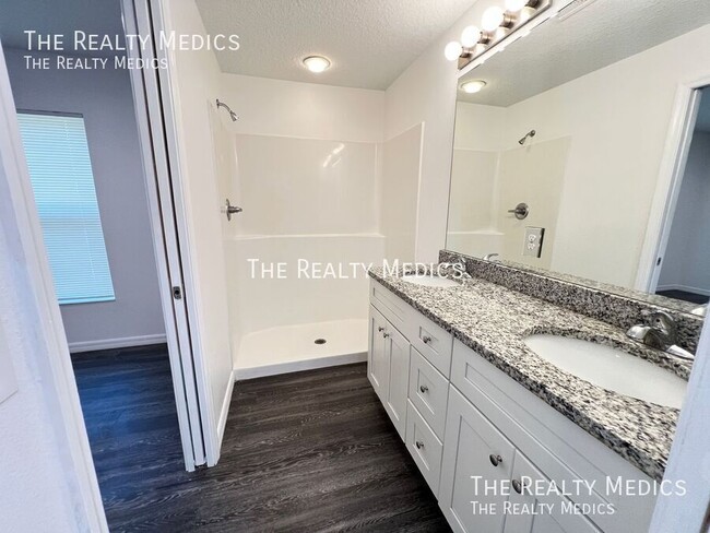 Building Photo - 125 Fisher Ct