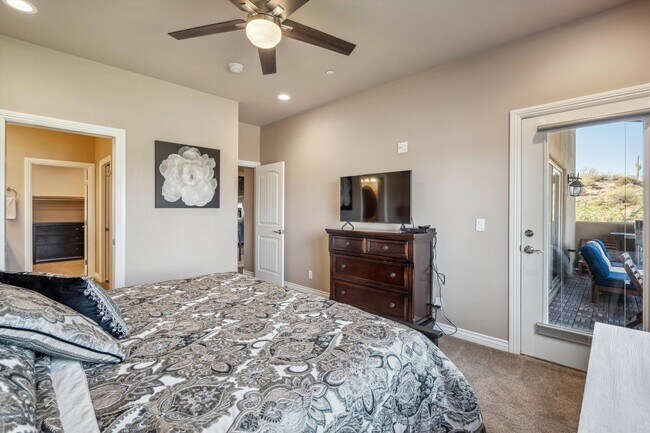 Building Photo - 3 bedroom 2 Bathroom Rancho Verde Del Rio ...