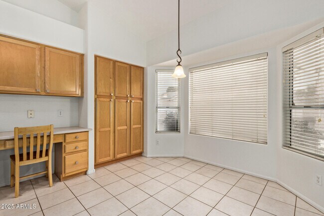 Building Photo - 3331 N Copenhagen Dr