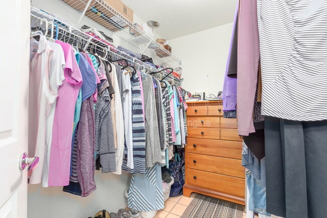 Building Photo - 14405 W Greystone Dr