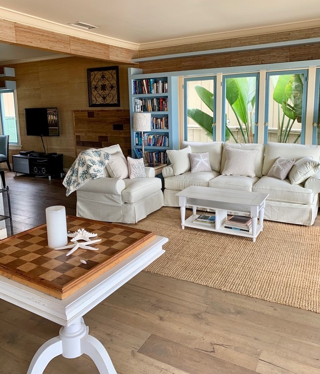 Living Room - 804 The Strand