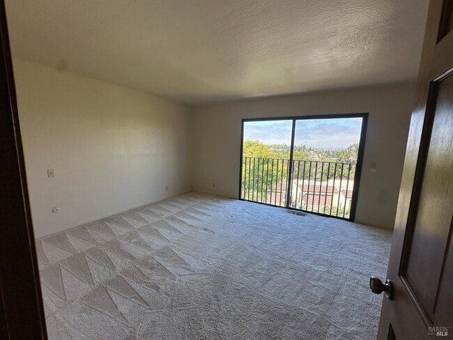 Building Photo - 149 Pajaro Way
