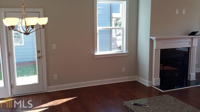 Building Photo - 2339 Village Grove Dr NW