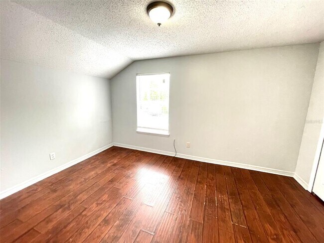 Building Photo - 9945 Wheatberry Ct