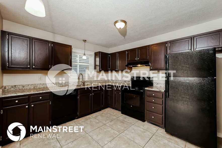 Building Photo - 3253 Cherry Lake Rd