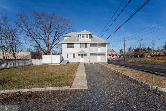 Building Photo - 4220 Bethlehem Pike