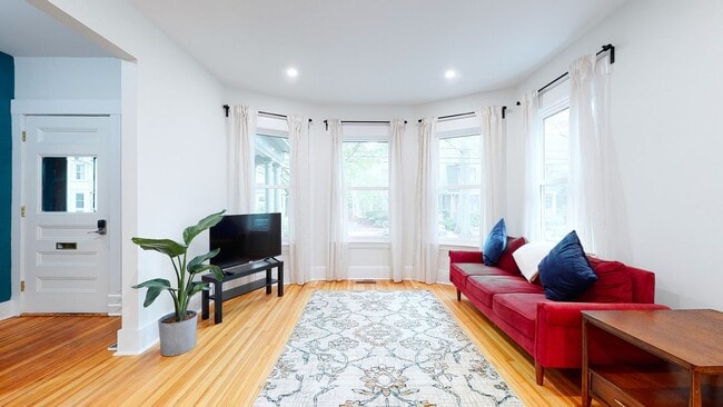 Building Photo - 276-278 Willow St