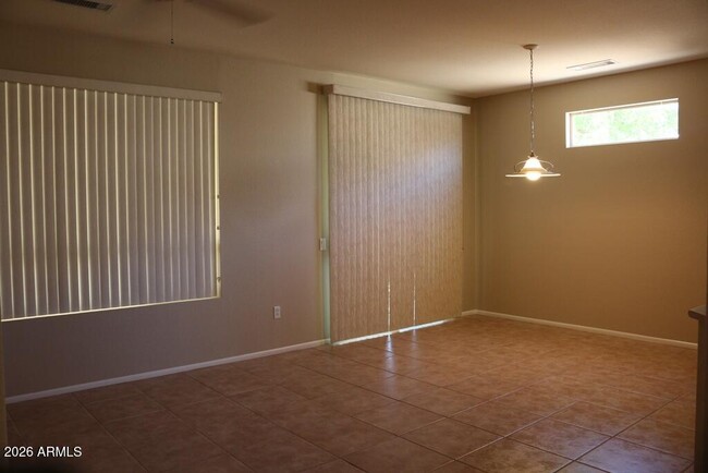 Building Photo - 20530 N Saratoga Way