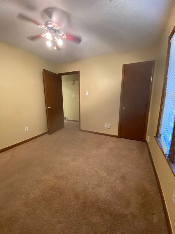 Building Photo - 8270 Glen Rock Cove